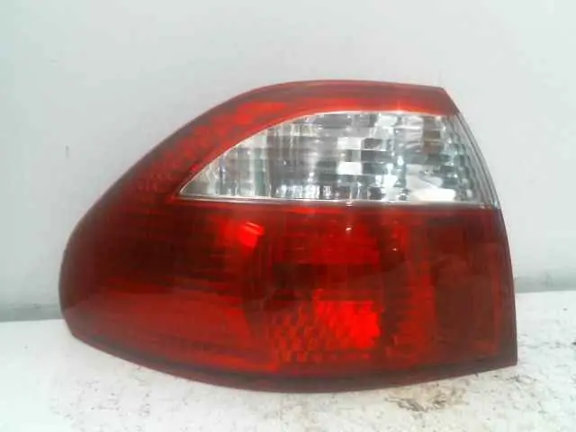 Feu arriere gauche Mazda 626 GG3E51180B | Livraison express