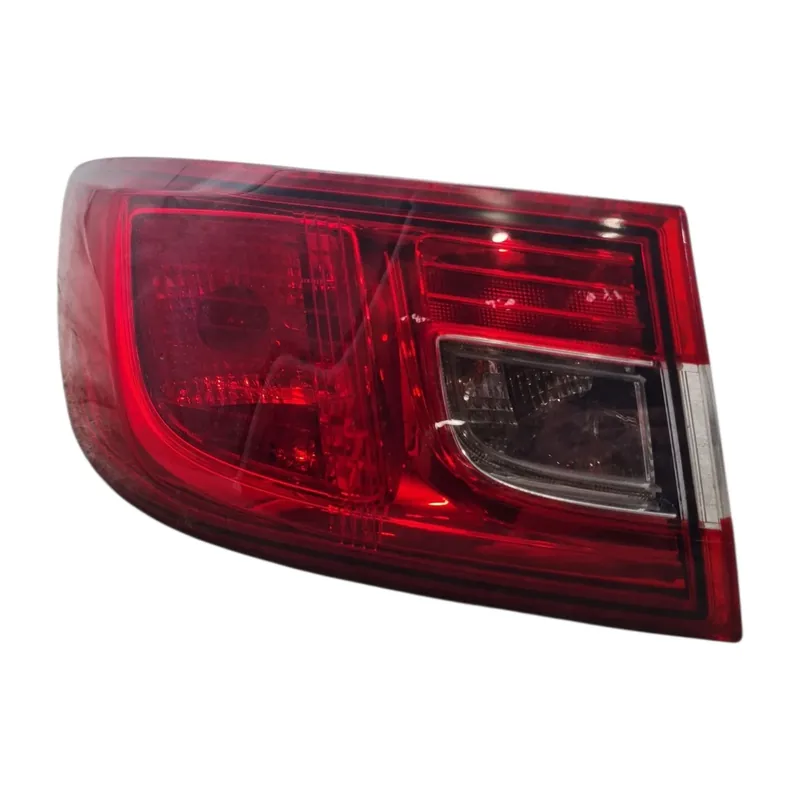 Disponible maintenant | Feu arriere gauche Renault CLIO IV 265554091R